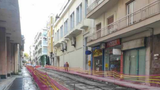 Δρόμος στην Πάτρα ανοίγει ξανά μετά την ανάλυση φυσικού αερίου