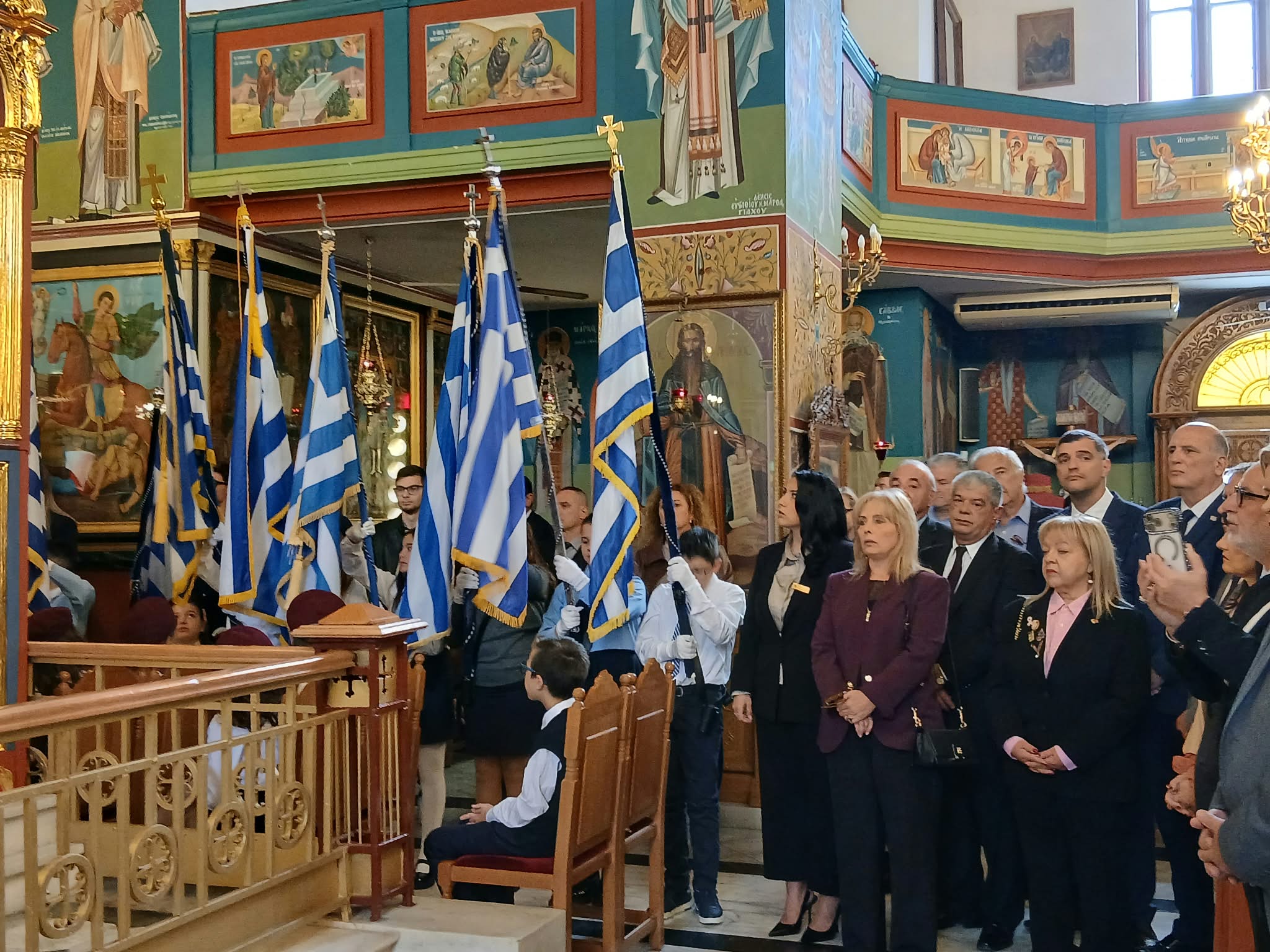 28η Οκτωβρίου στο Αίγιο: Μήνυμα ενότητας από τον Μητροπολίτη Ιερώνυμο ΦΩΤΟ 7 28η Οκτωβρίου στο Αίγιο: Μήνυμα ενότητας από τον Μητροπολίτη Ιερώνυμο ΦΩΤΟ