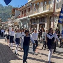 Καλάβρυτα: Με μαθητική παρέλαση και επισημότητα τιμήθηκε η επέτειος του «ΟΧΙ» ΒΙΝΤΕΟ
