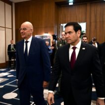 Δένδιας – Ρούμπιο: Υπεγράφη η συμφωνία Ελλάδας με την Εθνοφρουρά της Φλόριντα 1 Δένδιας – Ρούμπιο: Υπεγράφη η συμφωνία Ελλάδας με την Εθνοφρουρά της Φλόριντα