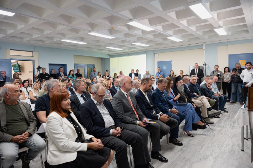 Εγκαινιάστηκε το Κέντρο Καινοτομίας Δυτικής Ελλάδας στην Πάτρα ΦΩΤΟ