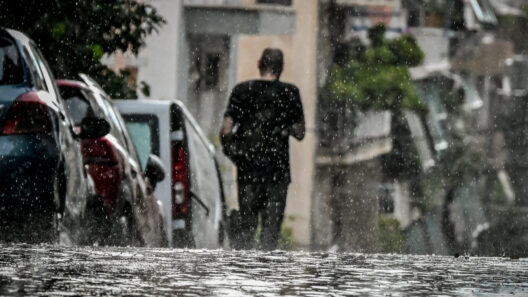 Νέο κύμα κακοκαιρίας σε 7 περιοχές 13 Ισχυρή καταιγίδα που χτυπά την Αττική, 24 Ιουλίου 2026