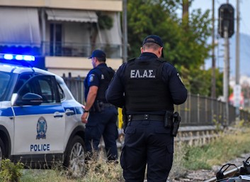 Μποζαΐτικα: Βρέθηκε πεσμένος με μηχανή πάνω στις γραμμές του τρένου ΦΩΤΟ