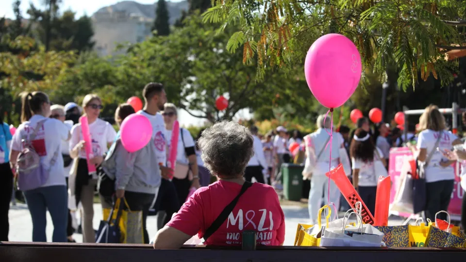 «Greece Race for the Cure»: Περισσότεροι από 58.000 συμμετείχαν στον αγώνα κατά του καρκίνου του μαστού 7 «Greece Race for the Cure»: Περισσότεροι από 58.000 συμμετείχαν στον αγώνα κατά του καρκίνου του μαστού