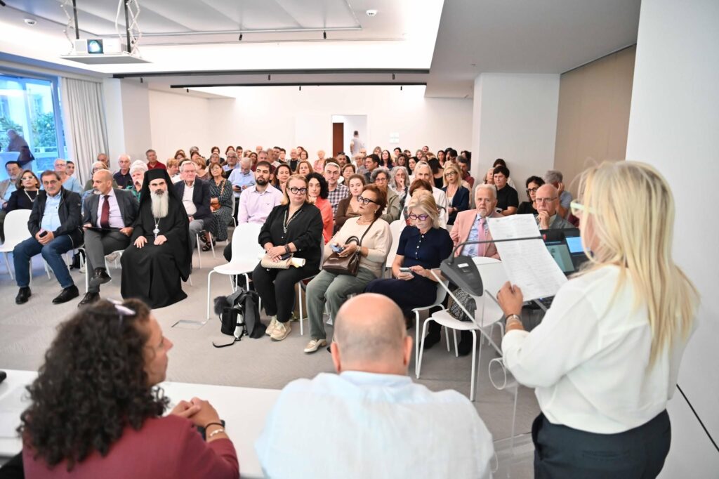 Η ημερίδα «Κυνήγι με χιμαιρές» από το Πανελλήνιο Σωματείο Γυναικών «Καλλιπάτειρα» ΦΩΤΟ 5 Η ημερίδα «Κυνήγι με χιμαιρές» από το Πανελλήνιο Σωματείο Γυναικών «Καλλιπάτειρα» ΦΩΤΟ