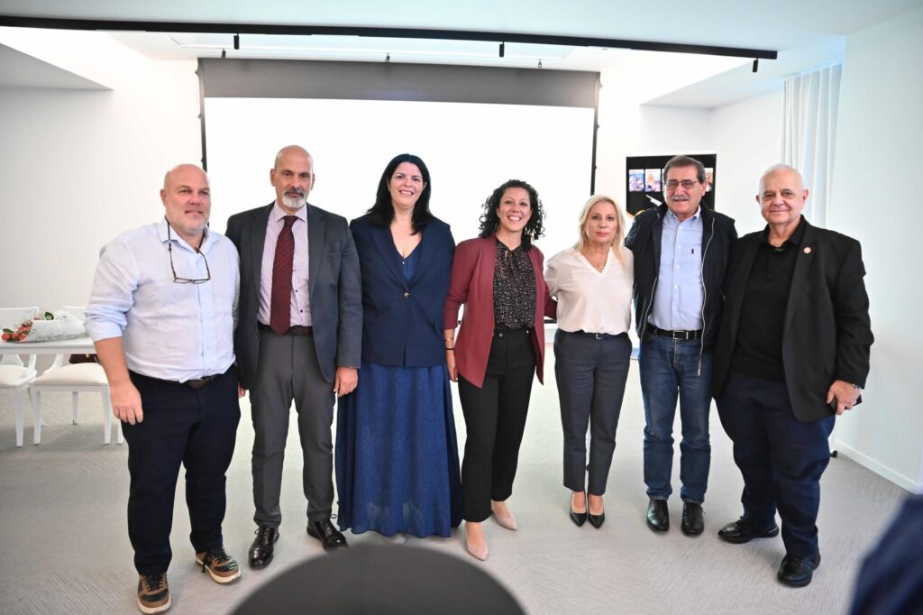 Η ημερίδα «Κυνήγι με χιμαιρές» από το Πανελλήνιο Σωματείο Γυναικών «Καλλιπάτειρα» ΦΩΤΟ
