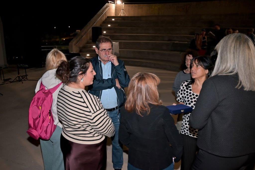 Αυλαία του Φεστιβάλ Ερασιτεχνικού Θεάτρου Πάτρας στην Κρήνη ΦΩΤΟ 23 Αυλαία του Φεστιβάλ Ερασιτεχνικού Θεάτρου Πάτρας στην Κρήνη ΦΩΤΟ