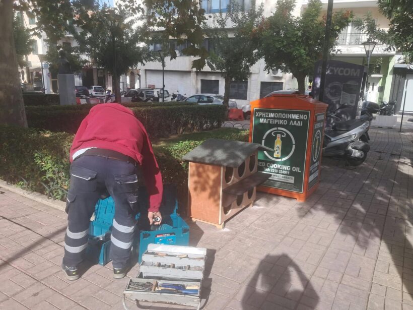 Πάτρα: Διώροφο «γατόσπιτο» στην πλατεία Μαρκάτου για φροντίδα των αδέσποτων ΦΩΤΟ 4 Πάτρα: Διώροφο «γατόσπιτο» στην πλατεία Μαρκάτου για φροντίδα των αδέσποτων ΦΩΤΟ