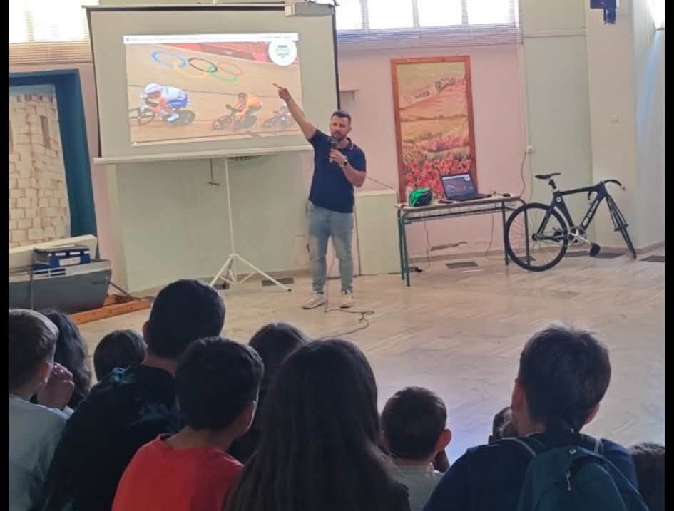 Η Πανελλήνια Ημέρα Σχολικού Αθλητισμού στο 4ο Γυμνάσιο Αιγίου ΦΩΤΟ