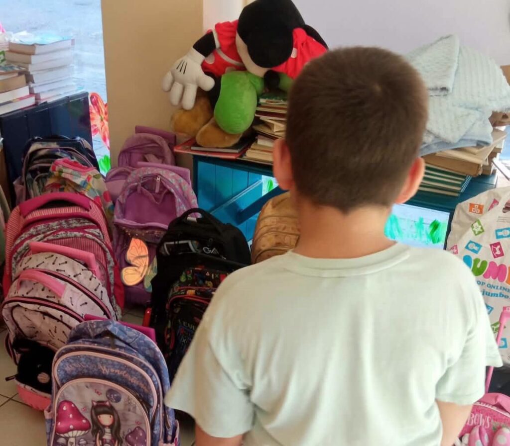 Πάτρα: Στήριξη σε 234 παιδιά με σχολικά είδη για τη νέα χρονιά ΦΩΤΟ