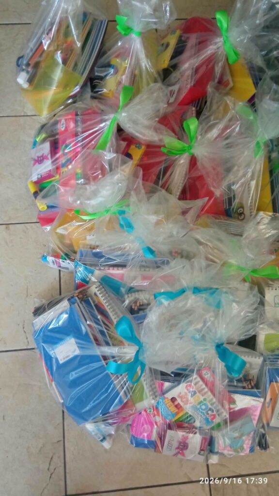 Πάτρα: Στήριξη σε 234 παιδιά με σχολικά είδη για τη νέα χρονιά ΦΩΤΟ