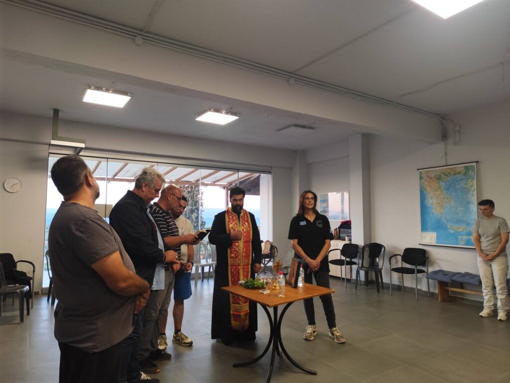 Αγιασμός στο Χορευτικό του Πολιτιστικού Συλλόγου Αλισσαίων ΦΩΤΟ