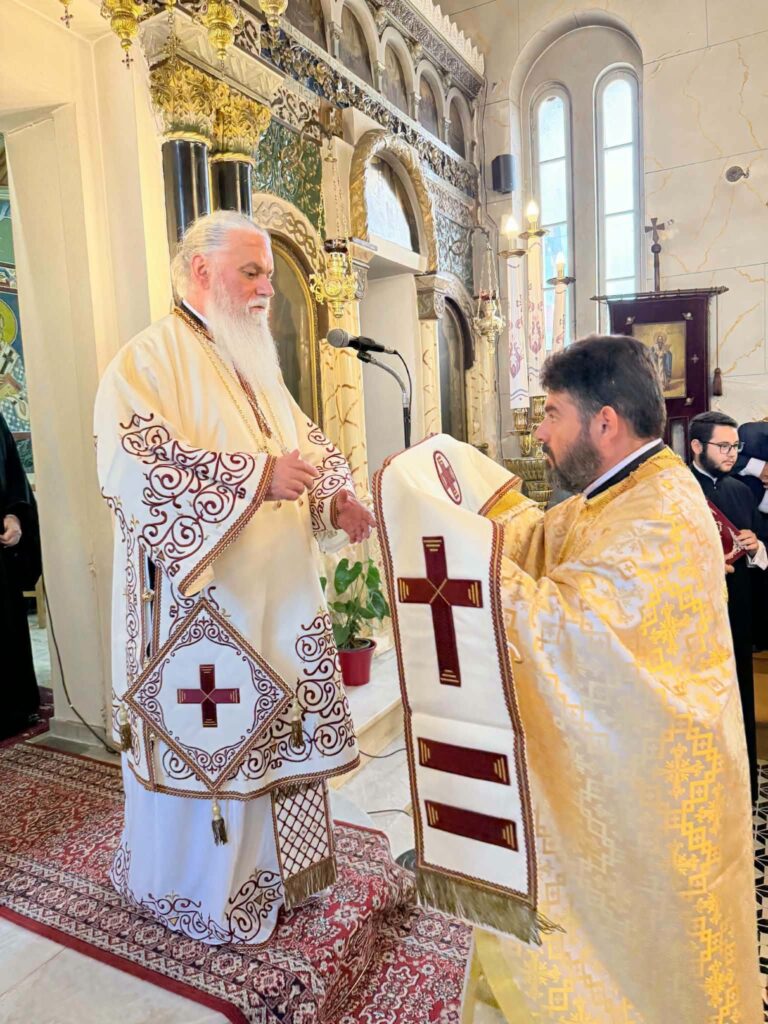 Tέλεση μνημόσυνου του Αριστείδη Ρωμανού στα Βαλιμίτικα Αιγίου από Ιερώνυμο ΦΩΤΟ