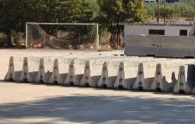 Κάτω Καστρίτσι: Χρήση του γηπέδου για συσσώρευση υλικών γεννά ερωτήματα ΦΩΤΟ