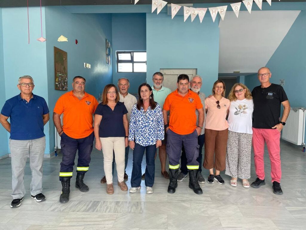 Εθελοντική αιμοδοσία στο Δημοτικό σχολείο Βραχναιίκων ΦΩΤΟ 10 Εθελοντική αιμοδοσία στο Δημοτικό σχολείο Βραχναιίκων ΦΩΤΟ