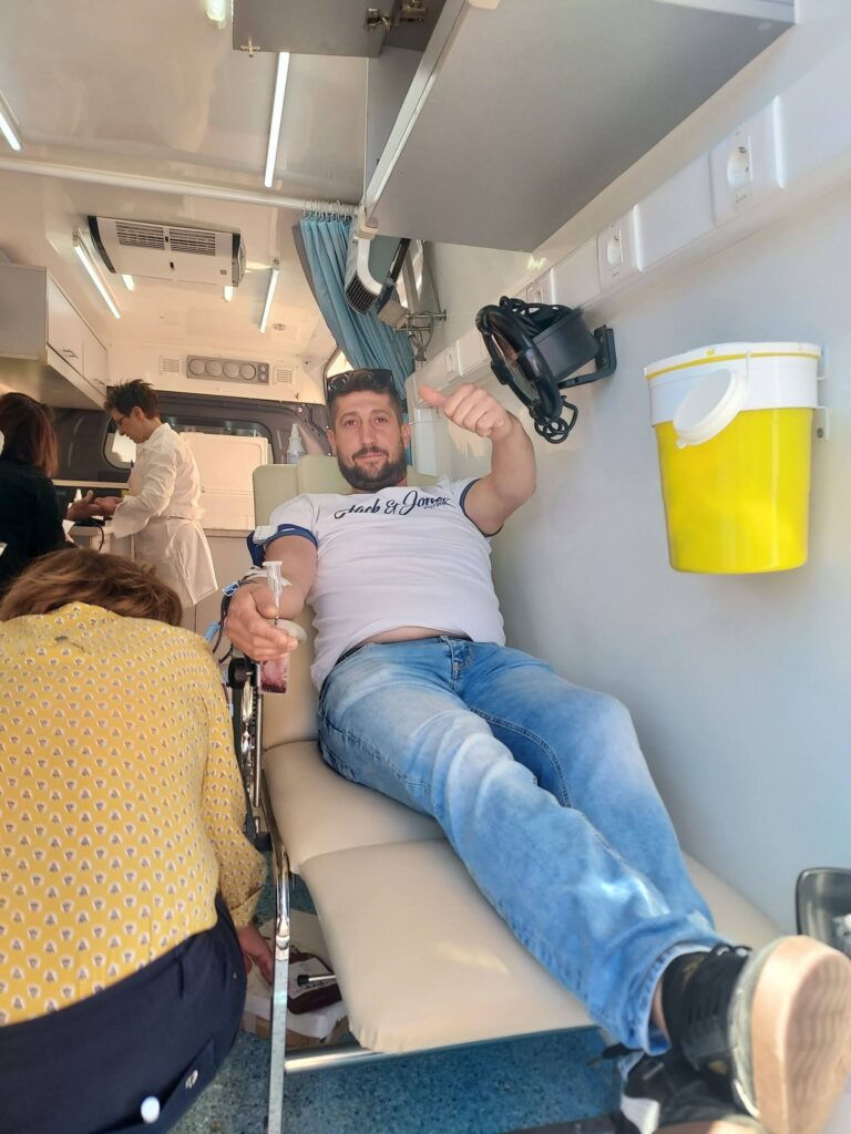 Εθελοντική αιμοδοσία από την Ομοσπονδία Συλλόγων Αιγιαλείας ΦΩΤΟ