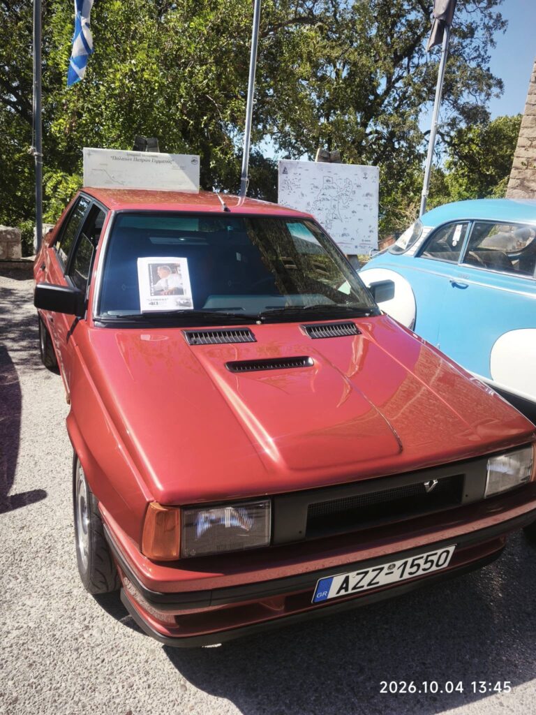 Ο Σύλλογος Ιστορικών Οχημάτων Δυτικής Ελλάδας στην παρουσίαση του βιβλίου του κ. Μανιατόπουλου ΦΩΤΟ