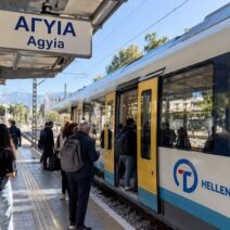 Αγυιά: Παρίστανε τον ελεγκτή στον Προαστιακό και επιτέθηκε σε επιβάτη ΦΩΤΟ
