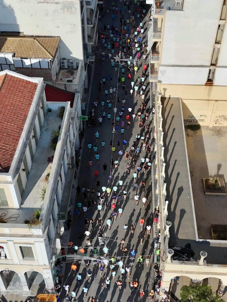 Λάμψη αστέρων στον 5ο Νυχτερινό Ημιμαραθώνιο «Φάνης Τσιμιγκάτος» στην Πάτρα ΒΙΝΤΕΟ-ΦΩΤΟ