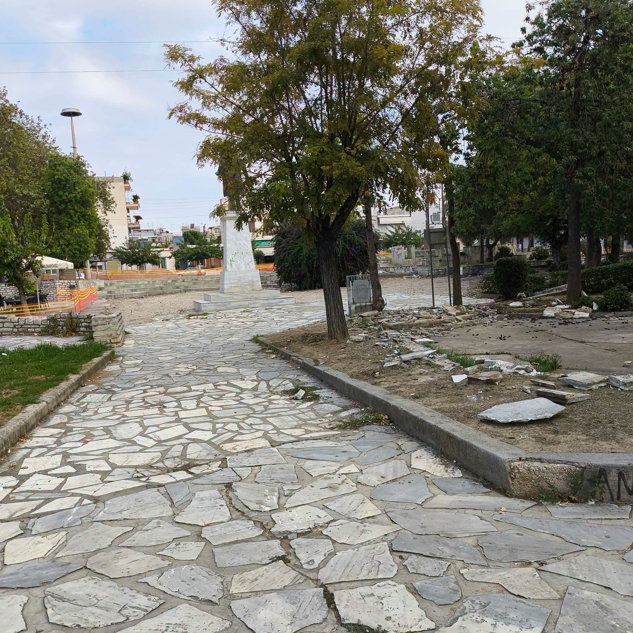 Πάτρα: Αυτοψία Πελετίδη στα έργα ανάπλασης στα Προσφυγικά ΦΩΤΟ