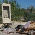 Εγλυκάδα: Οξείες αντιδράσεις για την εικόνα στην οδό Μαραθωνομάχων ΦΩΤΟ
