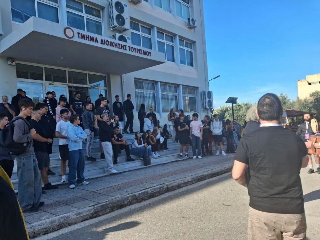 Διεθνής Συνάντηση Τέχνης Νέων της Μεσογείου στην Πάτρα ΒΙΝΤΕΟ-ΦΩΤΟ 10 Διεθνής Συνάντηση Τέχνης Νέων της Μεσογείου στην Πάτρα ΒΙΝΤΕΟ-ΦΩΤΟ