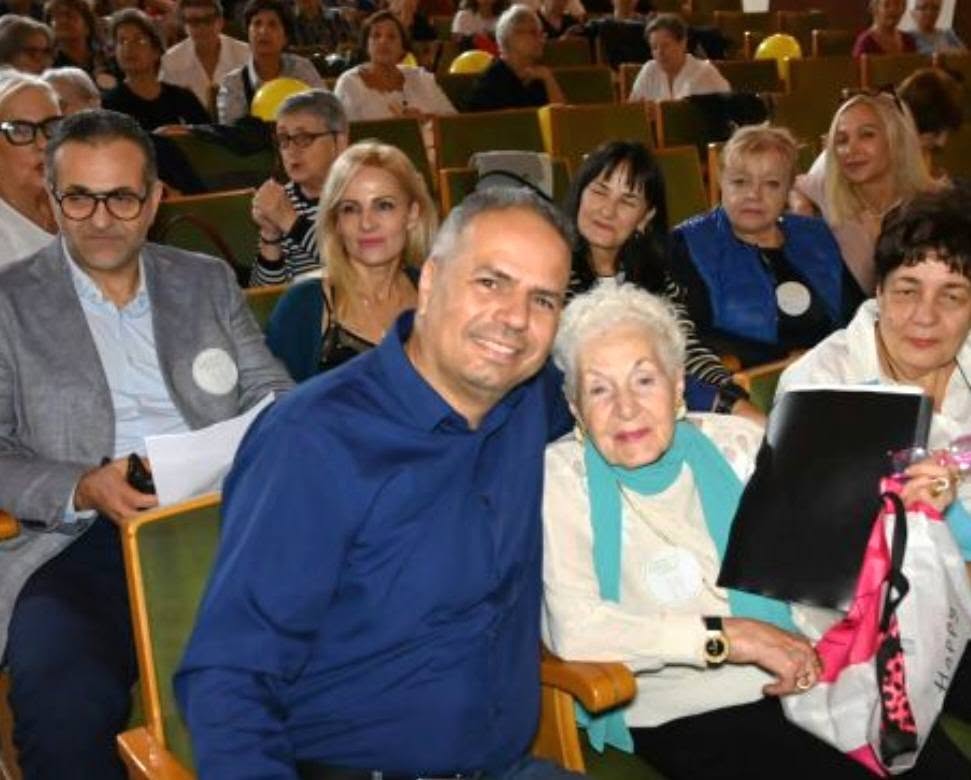 «Περπατήσαμε μαζί για την Τρίτη Ηλικία» στο Αίγιο ΒΙΝΤΕΟ-ΦΩΤΟ