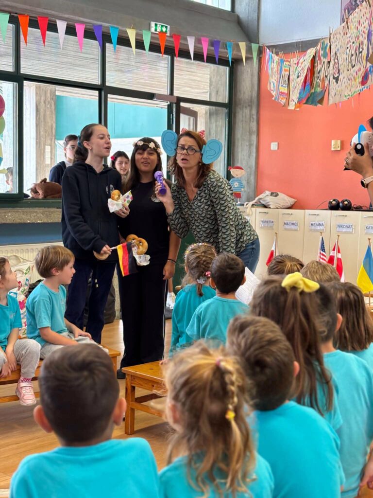 Ένα ευρωπαϊκό χωριό στο Αρσάκειο Νηπιαγωγείο Πατρών ΦΩΤΟ