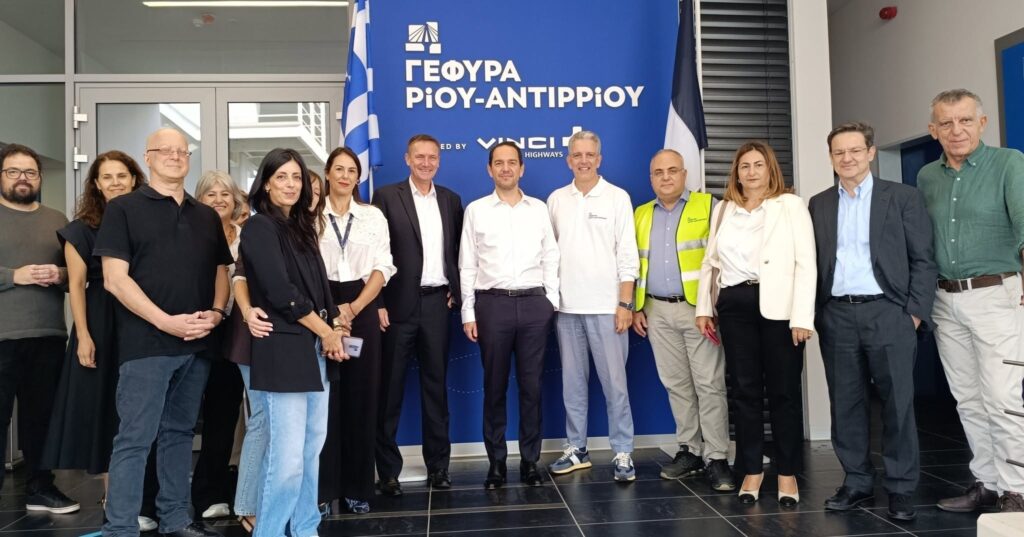 Αχαΐα: Στην εμβληματική Γέφυρα Ρίου–Αντιρρίου ο Γάλλος πρέσβης Νικόλας Κασσιανίδης ΦΩΤΟ 5 Αχαΐα: Στην εμβληματική Γέφυρα Ρίου–Αντιρρίου ο Γάλλος πρέσβης Νικόλας Κασσιανίδης ΦΩΤΟ
