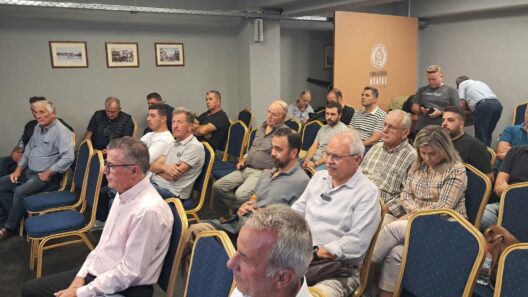 Πάτρα: Ιστορική συνέλευση για την «Αχαϊκό Ελαιόλαδο» με πρώτο Δ.Σ ΒΙΝΤΕΟ-ΦΩΤΟ 14 Πάτρα: Ιστορική συνέλευση για την «Αχαϊκό Ελαιόλαδο» με πρώτο Δ.Σ ΒΙΝΤΕΟ-ΦΩΤΟ