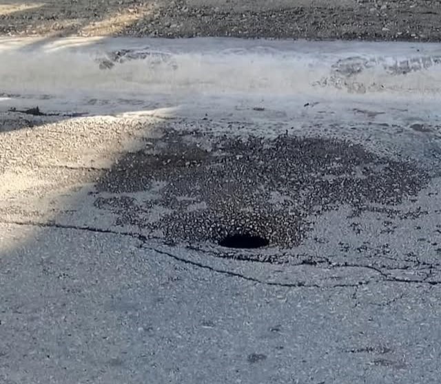 Πάτρα: Επικίνδυνη τρύπα στο οδόστρωμα ΒΙΝΤΕΟ-ΦΩΤΟ