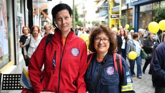 Η ΕΠΟΜΕΑ Αιγιαλείας δίπλα στους «Αφανείς Ήρωες» της Τρίτης Ηλικίας