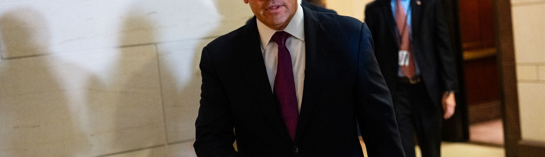 Κυβανέζοι μετανάστες στην Αθήνα σε διαδικασία απέπλευσης