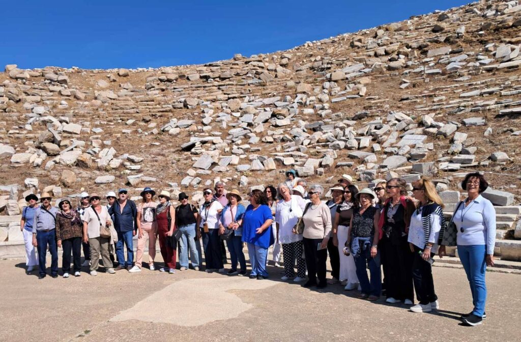 Η Μικτή Χορωδία Αιγιαλείας στο 11ο Χορωδιακό Φεστιβάλ Μυκόνου ΦΩΤΟ 5 Η Μικτή Χορωδία Αιγιαλείας στο 11ο Χορωδιακό Φεστιβάλ Μυκόνου ΦΩΤΟ