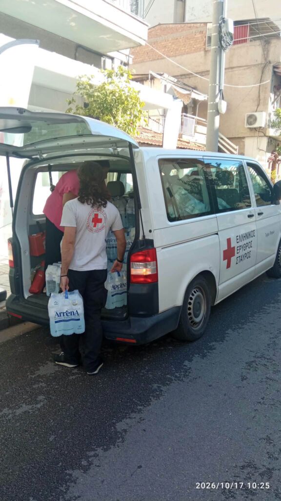 Ο Ερυθρός Σταυρός Πάτρας στην «Κουζίνα Αγάπης» ΦΩΤΟ