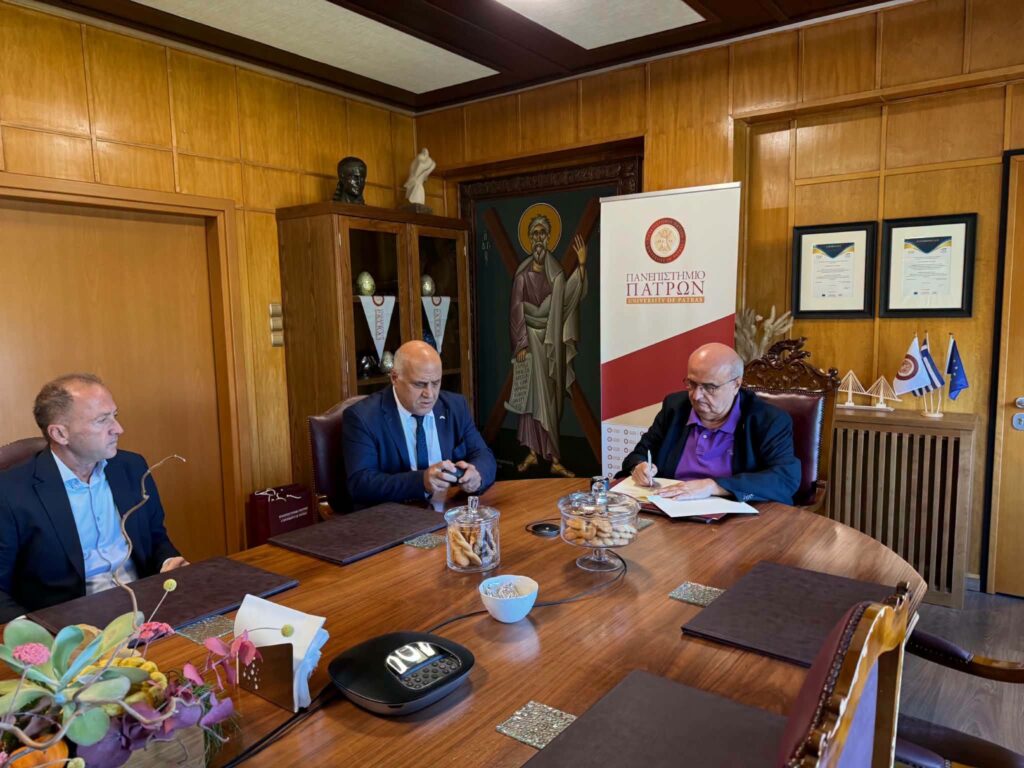 Πάτρα: Μνημόνιο συνεργασίας του Πανεπιστημίου με το Ελληνοϊνδικό Επιμελητήριο ΒΙΝΤΕΟ-ΦΩΤΟ