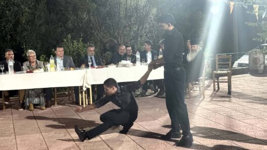 Το Χορευτικό των Αλισσαίων στην Καμενίτσα Αχαΐας ΦΩΤΟ 15 Το Χορευτικό των Αλισσαίων στην Καμενίτσα Αχαΐας ΦΩΤΟ