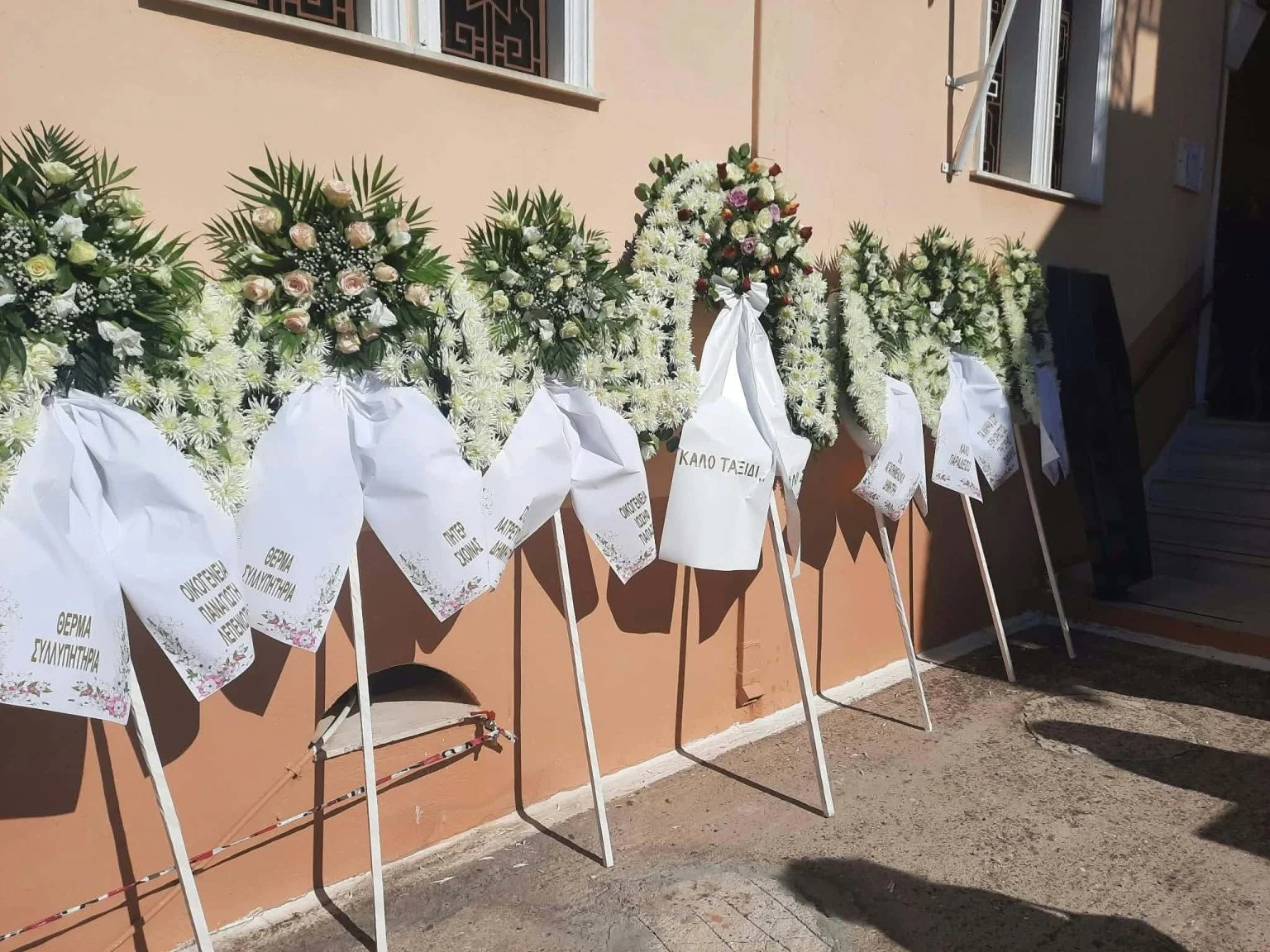 Πάτρα: Σε κλίμα συγκίνησης το τελευταίο «αντίο» στον Δημήτρη Κύζα ΦΩΤΟ
