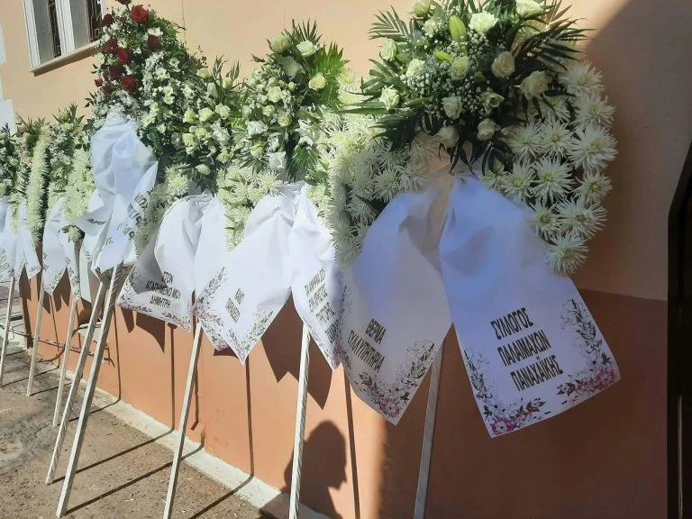 Πάτρα: Σε κλίμα συγκίνησης το τελευταίο «αντίο» στον Δημήτρη Κύζα ΦΩΤΟ