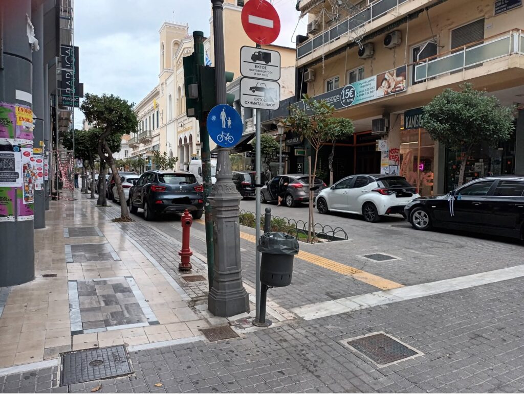 Πάτρα: Χωρίς πρόβλεψη για γάμους, κηδείες, τροφοδοσία ο Πεζόδρομος της Μαιζώνος ΦΩΤΟ 5 Πάτρα: Χωρίς πρόβλεψη για γάμους, κηδείες, τροφοδοσία ο Πεζόδρομος της Μαιζώνος ΦΩΤΟ