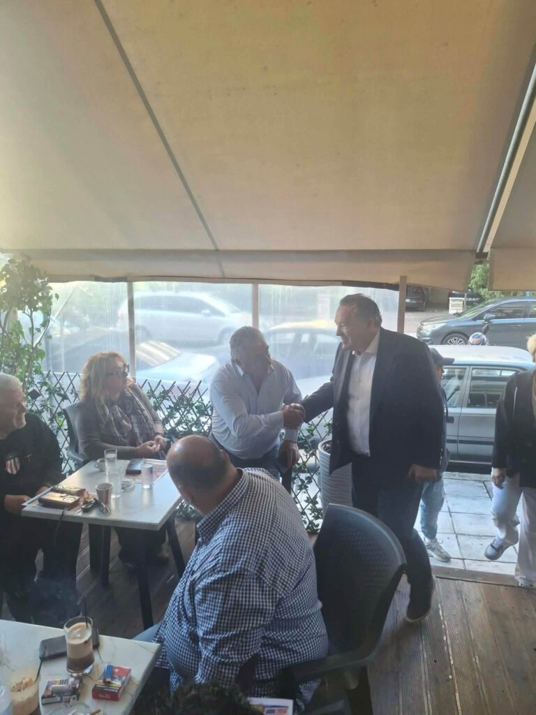 Πάτρα: Περιοδεία Σβόλη στην Αγυιά για προβλήματα και ανάγκες ΦΩΤΟ 13 Πάτρα: Περιοδεία Σβόλη στην Αγυιά για προβλήματα και ανάγκες ΦΩΤΟ
