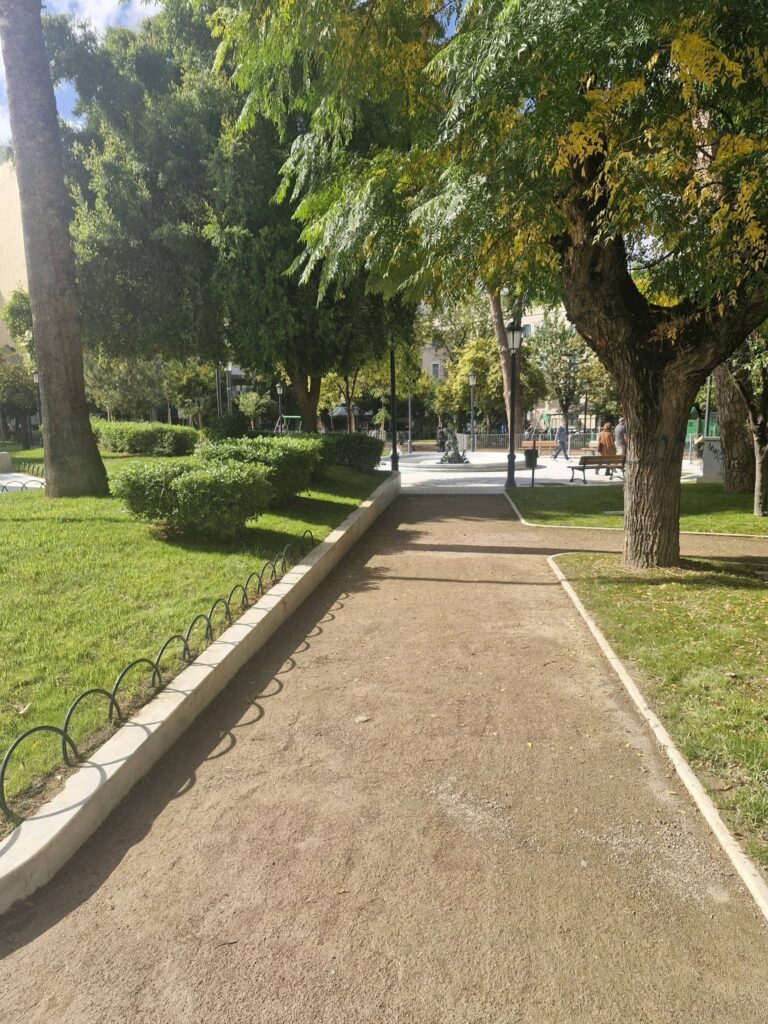 Πάτρα: Αυτή είναι η αναπλασμένη Πλατεία Όλγας μετά από διετή καθυστέρηση ΦΩΤΟ 12 Πάτρα: Αυτή είναι η αναπλασμένη Πλατεία Όλγας μετά από διετή καθυστέρηση ΦΩΤΟ
