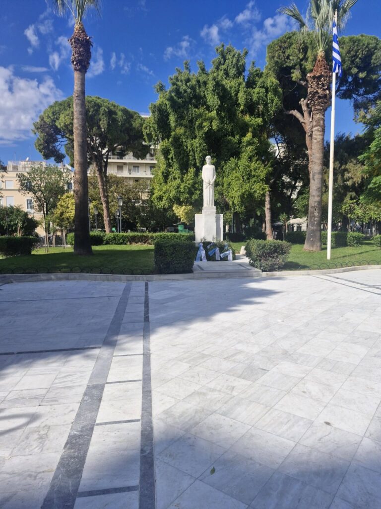 Πάτρα: Αυτή είναι η αναπλασμένη Πλατεία Όλγας μετά από διετή καθυστέρηση ΦΩΤΟ 6 Πάτρα: Αυτή είναι η αναπλασμένη Πλατεία Όλγας μετά από διετή καθυστέρηση ΦΩΤΟ