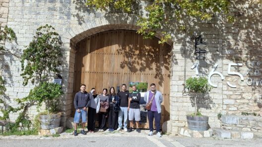 Σπουδαστές «Τεχνολογίας και Ελέγχου Τροφίμων και Ποτών» στην ιστορική Οινοποιία Achaia Clauss ΦΩΤΟ