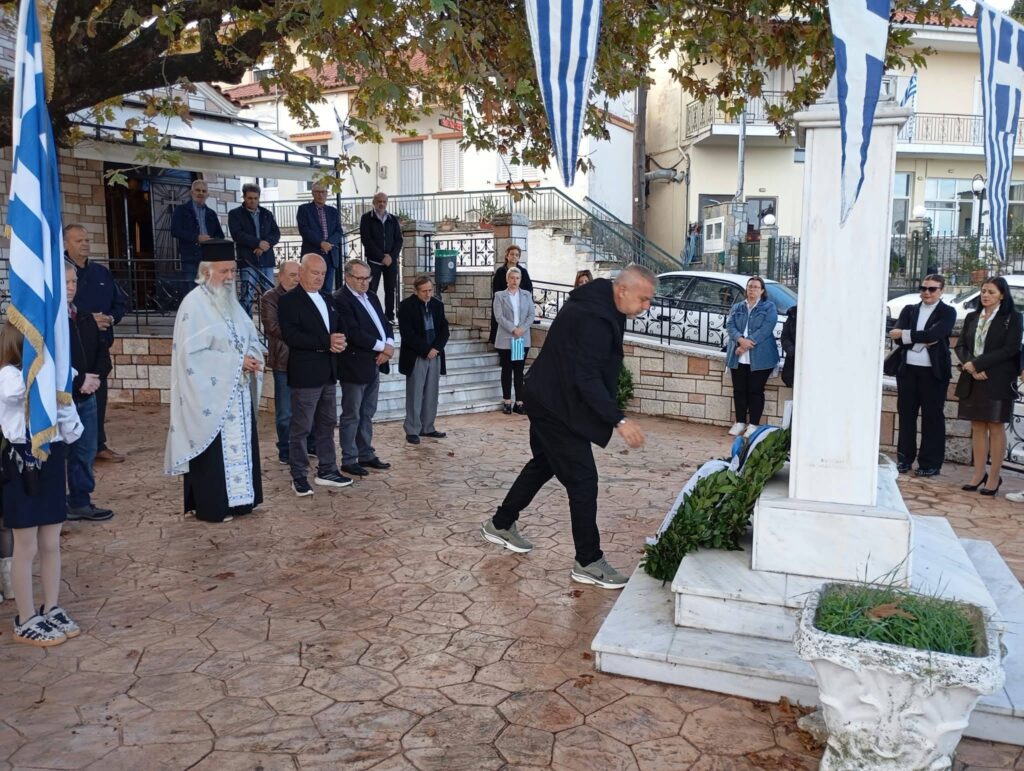 Απότιση φόρου τιμής στους Ήρωες του ’40 στα Σελλά ΦΩΤΟ 6 Απότιση φόρου τιμής στους Ήρωες του ’40 στα Σελλά ΦΩΤΟ