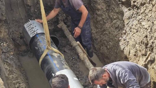 Κάτω Αχαΐα: Μεγάλη βλάβη στον κεντρικό αγωγό Ύδρευσης ΦΩΤΟ 20 Κάτω Αχαΐα: Μεγάλη βλάβη στον κεντρικό αγωγό Ύδρευσης ΦΩΤΟ
