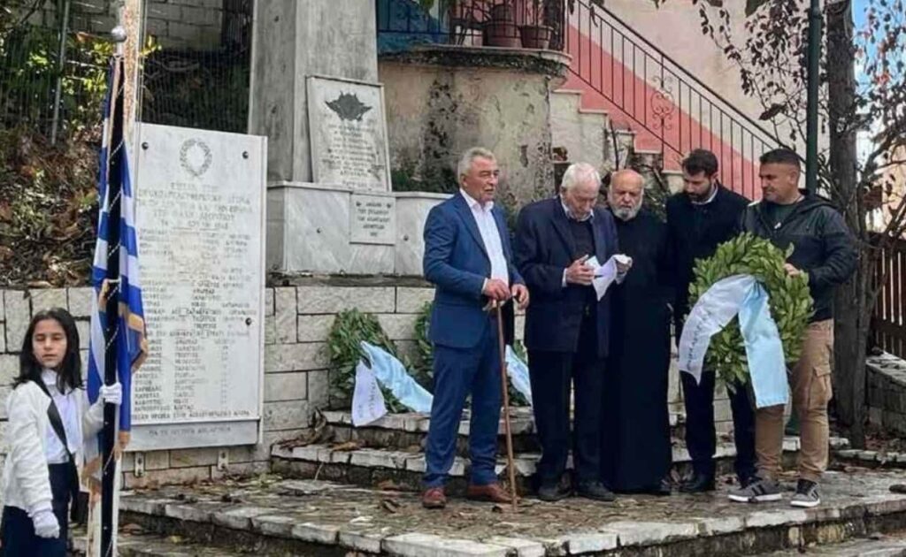 Ο Χρήστος Σολωμός στο πλαίσιο της συγκινήτικής απαγγελίας για την …