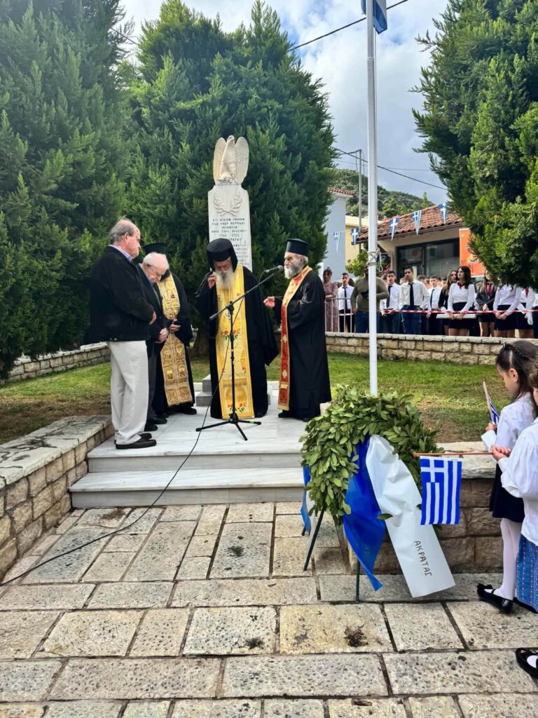 Λαμπρός εορτασμός της 28ης Οκτωβρίου στην Ακράτα ΦΩΤΟ 8 Λαμπρός εορτασμός της 28ης Οκτωβρίου στην Ακράτα ΦΩΤΟ