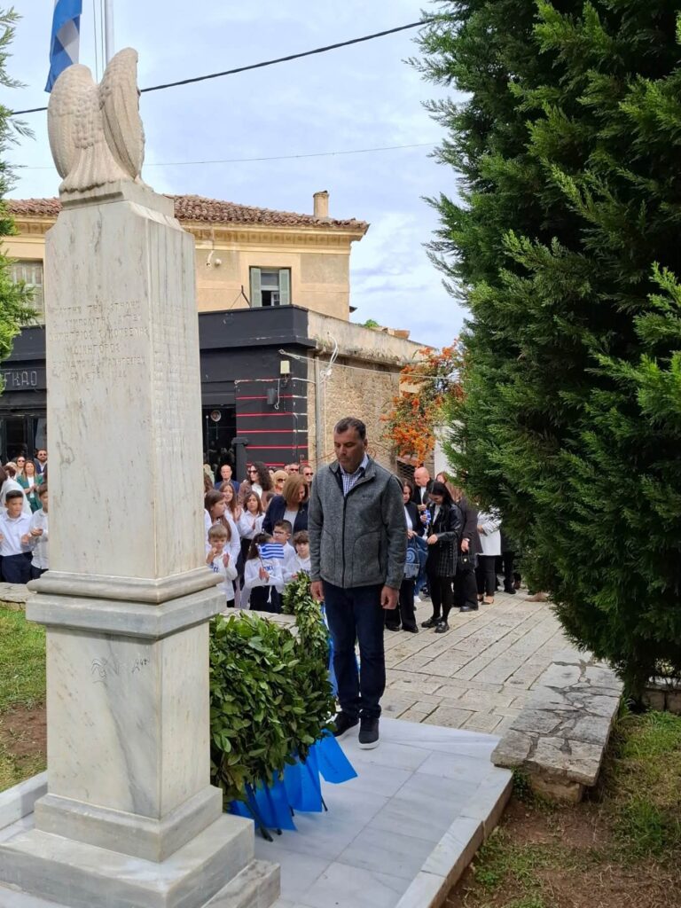 Λαμπρός εορτασμός της 28ης Οκτωβρίου στην Ακράτα ΦΩΤΟ