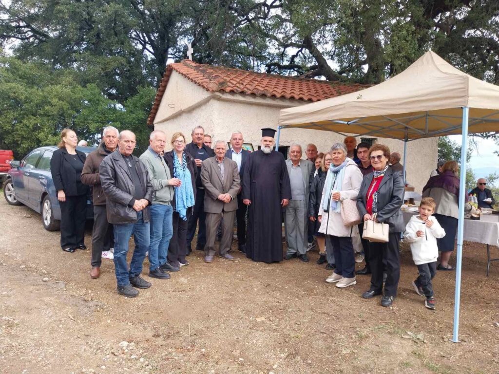 Επαναλειτουργία στο Ιστορικό Εκκλησάκι του Αγίου Δημητρίου Ποροβίτσας ΦΩΤΟ